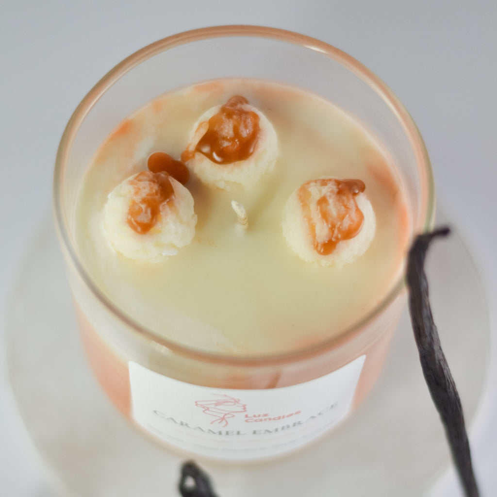Luz Candles Au - Caramel Embrace - Caramel and Vanilla Soy Wax Candle