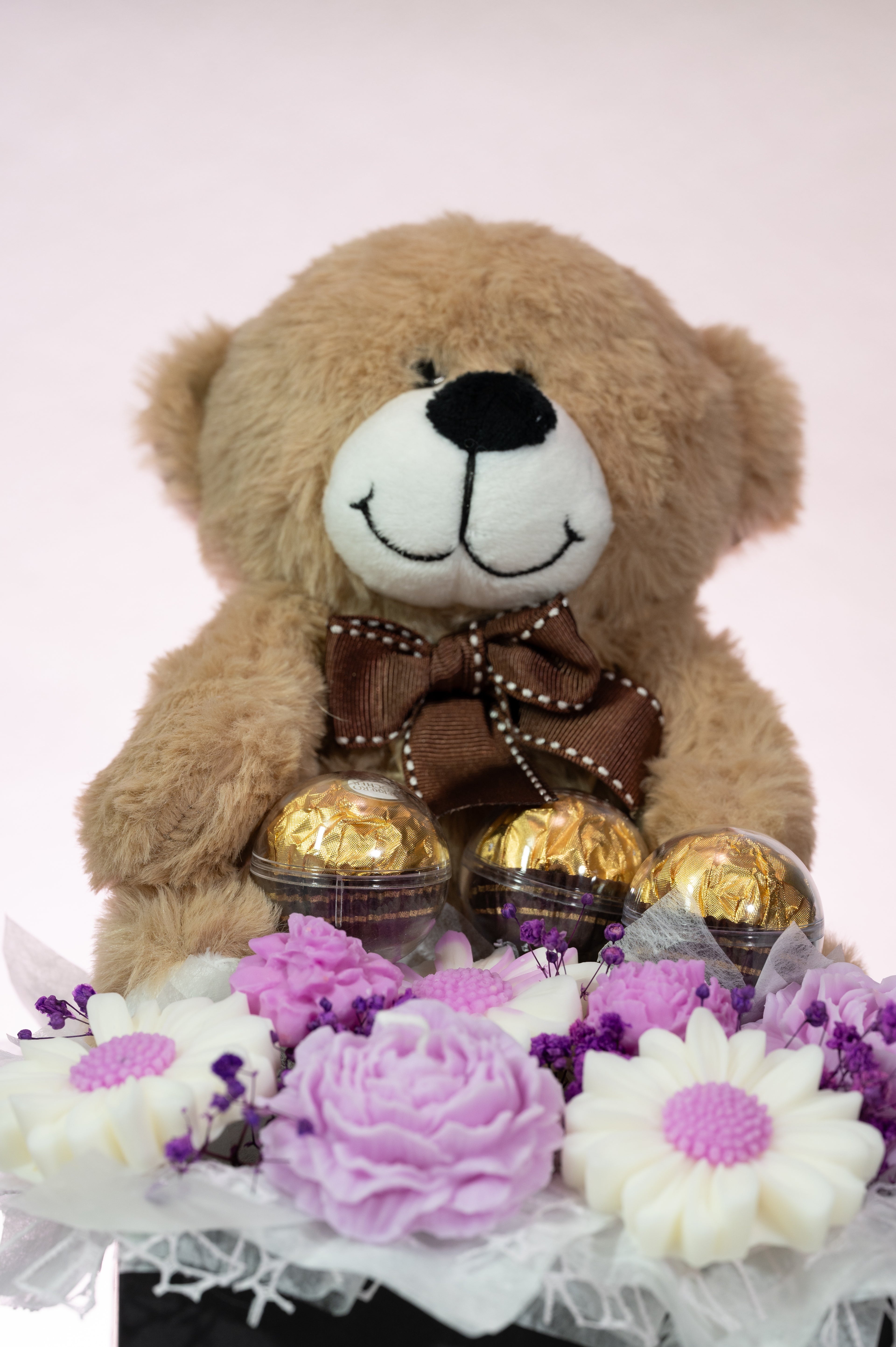 Luz Candles Au - Soft Love Candle Bouquet – Brown Teddy Bear - front view 2